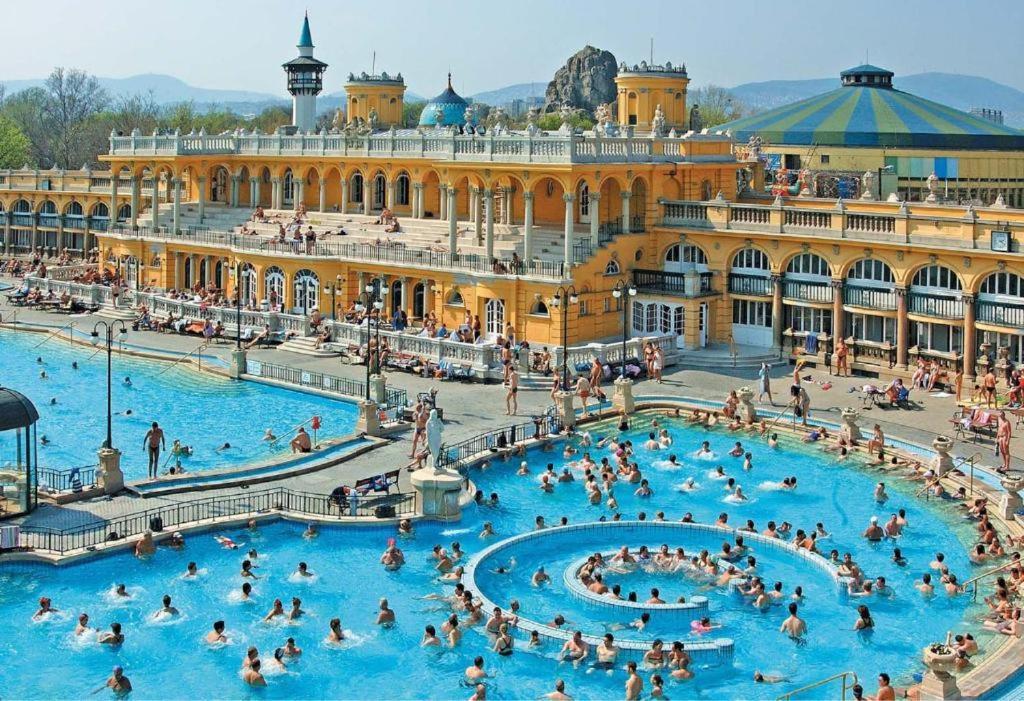 Budapest Central Port Budapeste Exterior foto